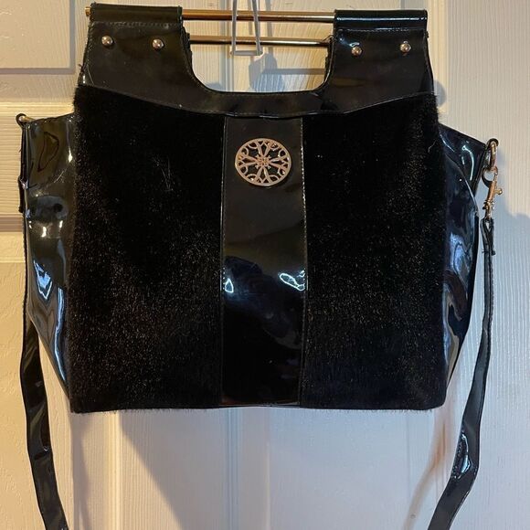 Avon the collection black velour and patent handbag bag with gold accents. - Picture 2 of 11